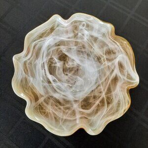 Vintage Glass Cream & Yellow Scalloped Dinnerware Plate_Excellent Condition